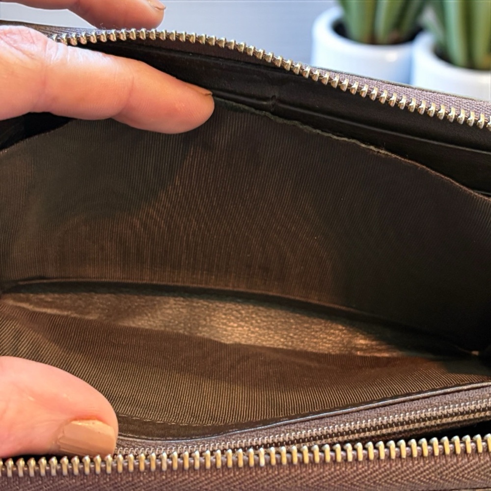 Gucci Guccissima Metallic Brown Embossed Zip Long Wallet - Picture 9 of 11